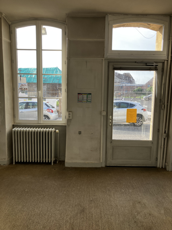 Location Immobilier Professionnel Local professionnel Autun 71400