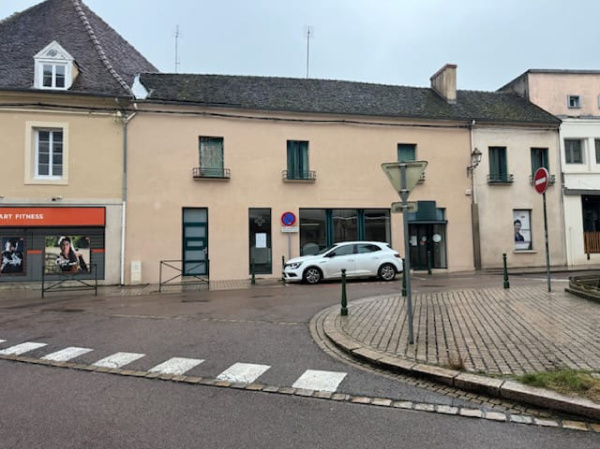 Location Immobilier Professionnel Local commercial Autun 71400