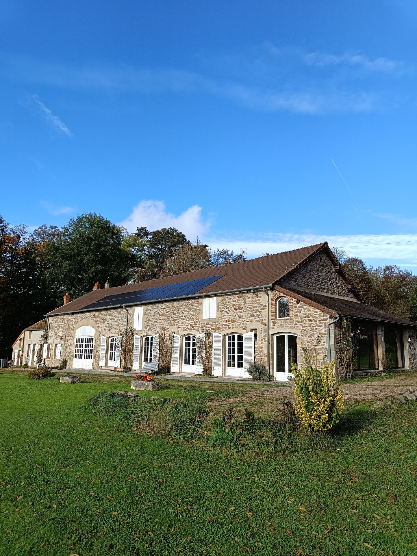 AUTUN - 325.000 euros